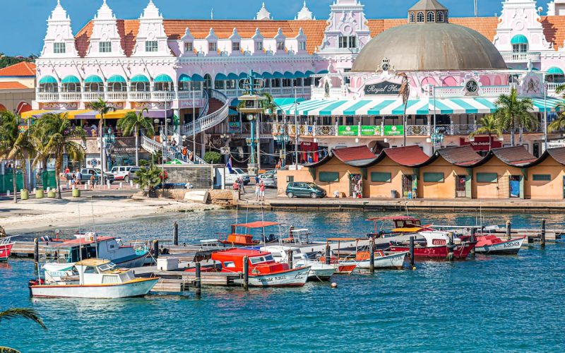Best-things-to-do-in-Oranjestad-Aruba-Darryl-Brooks-Shutterstock_1451791424