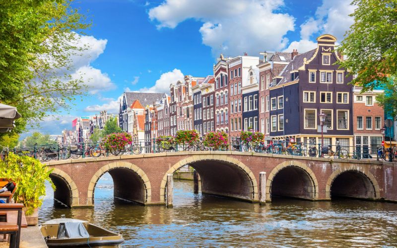 Canals-of-Amsterdam-scaled