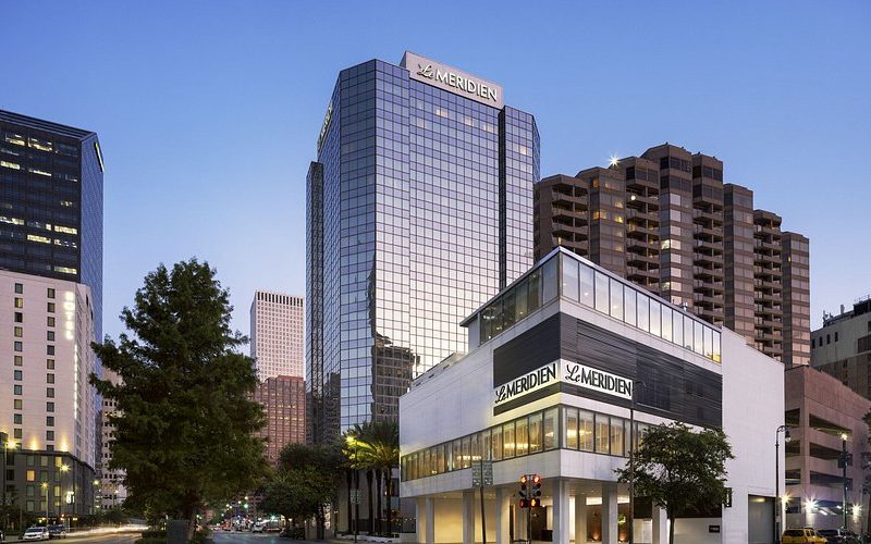 exterior-front-entrance