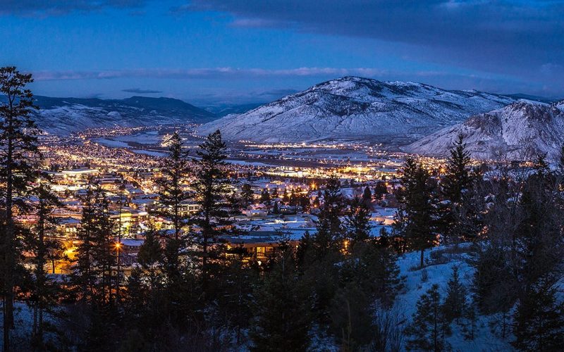 kamloops-at-night