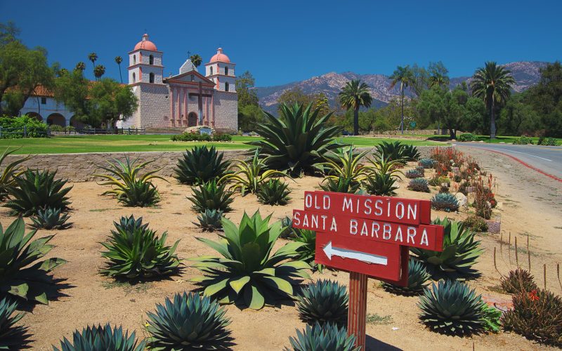 The,Historic,Santa,Barbara,Mission,In,California