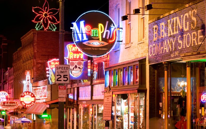 Memphis,,Usa,-,November,25:,Neon,Signs,Of,Famous,Blues