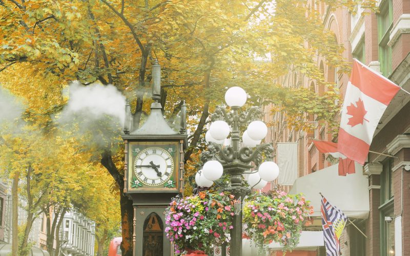 Historical,Steam,Clock,In,The,Center,Of,Vancouver,.