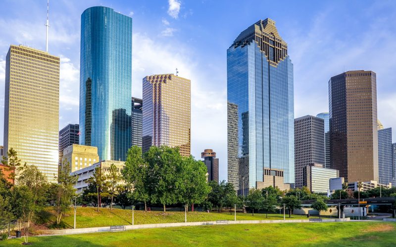 Skyline,Of,Houston,In,Bright,Sunset