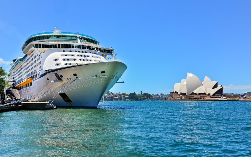 Sydney,,Australia,-,January,25:,Sydney,Opera,House,And,A