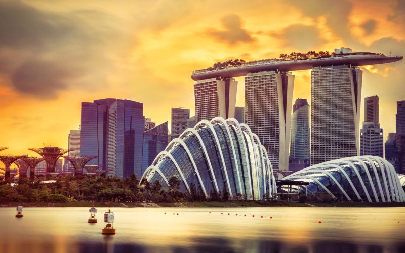 Singapore,Skyline,At,Sunset,With,Skyscrapers