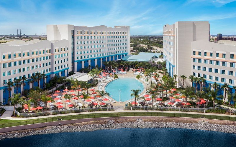 universal-s-endless-summer