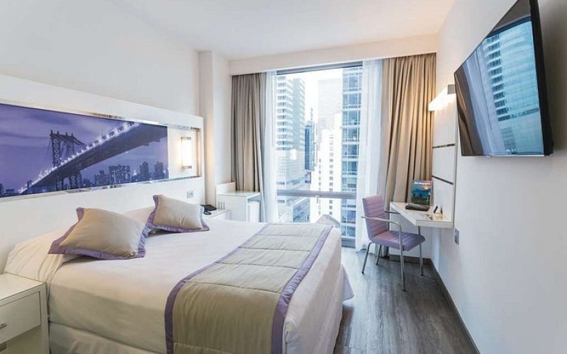 zny-deluxe-queen-room